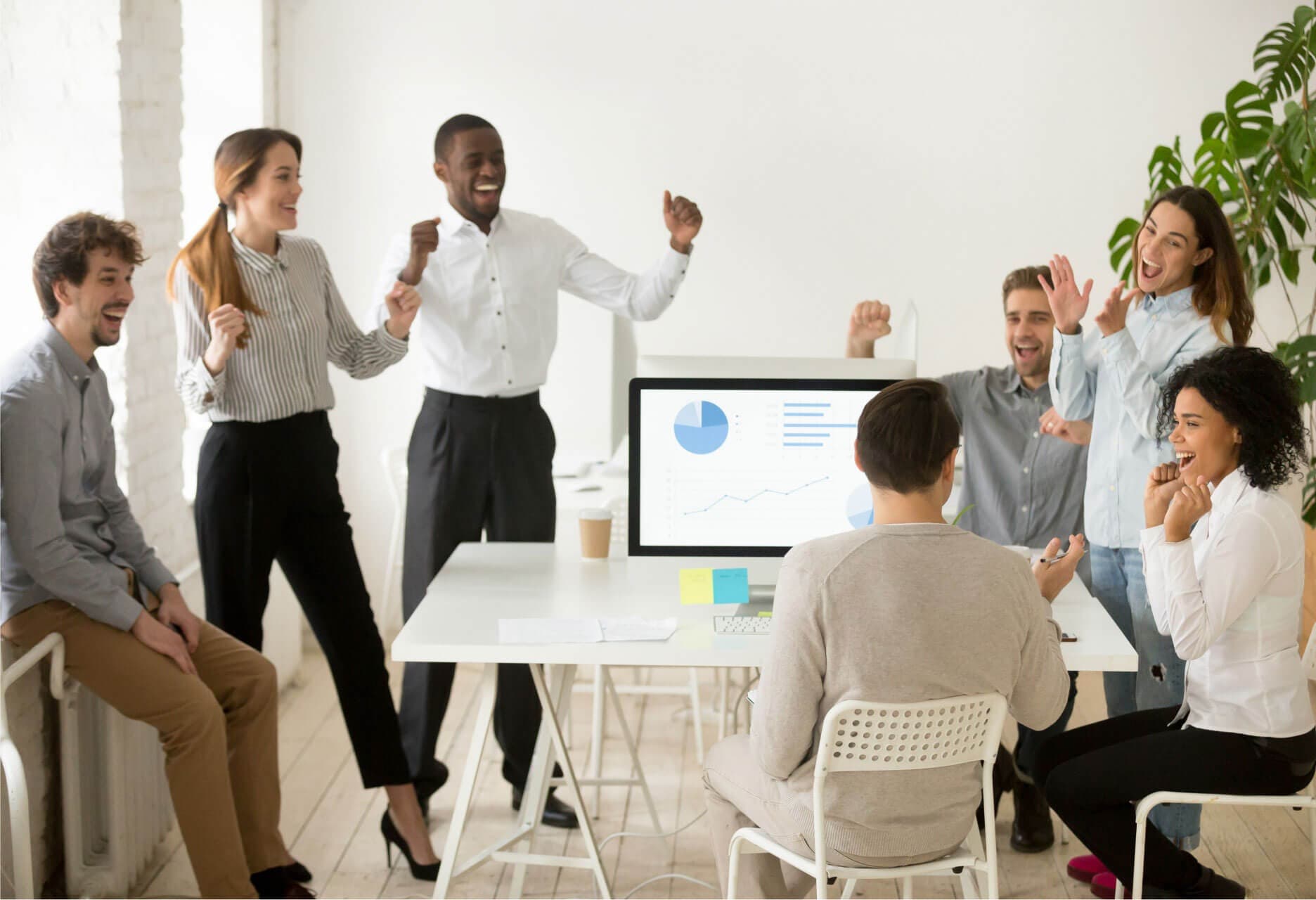 Equipe AZ3 celebrando resultados